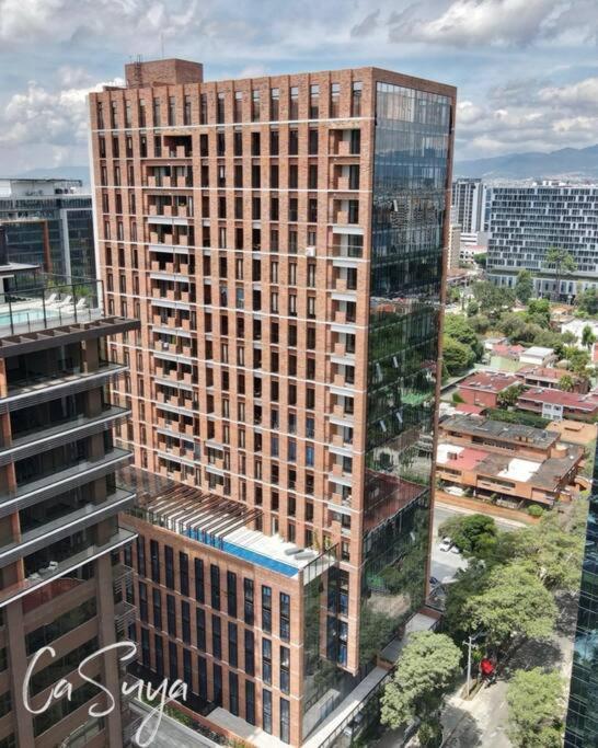 Casuya Airali Apartments With Heated Pool, Gym In City Center Guatemala City Bagian luar foto